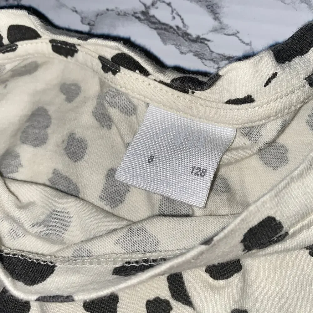 Zara Girls Set of 2 Shirts Girls Youth Size 8-9 Animal Print & Sweatshirt